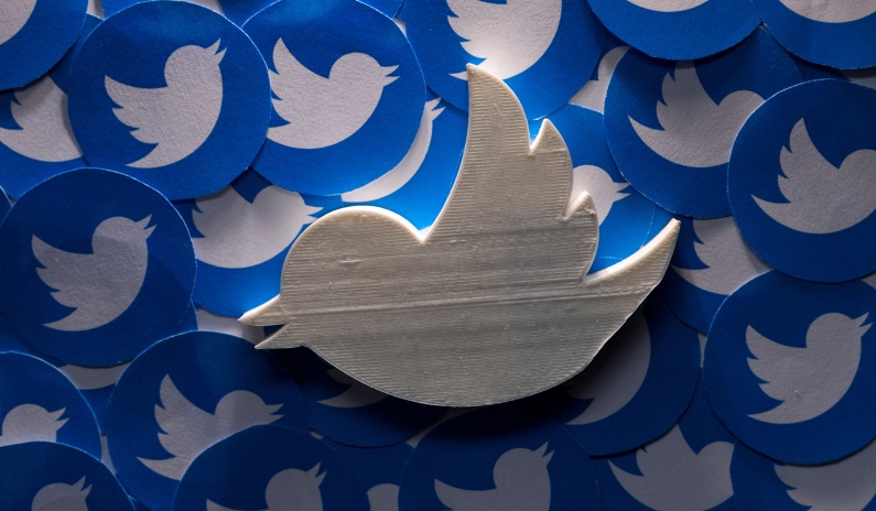 What’s Behind the Massive Twitter-Follower Fluctuations?